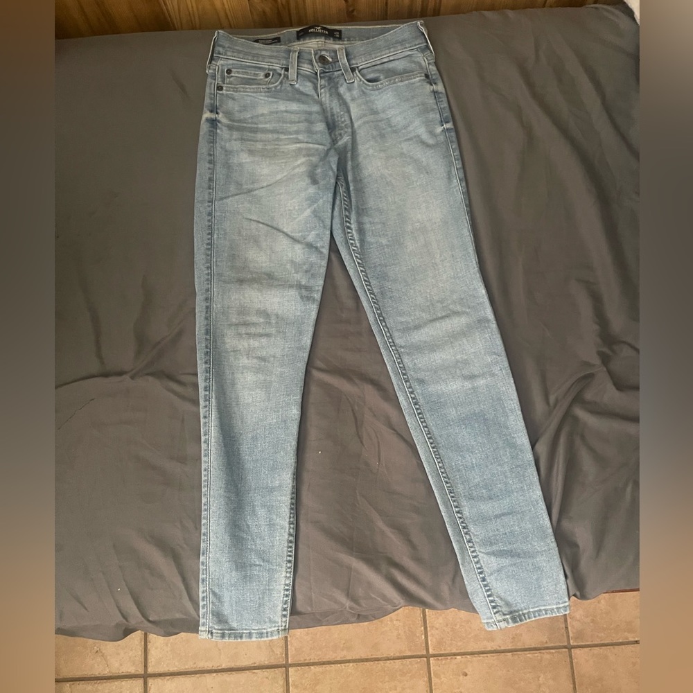 Hollister jeans